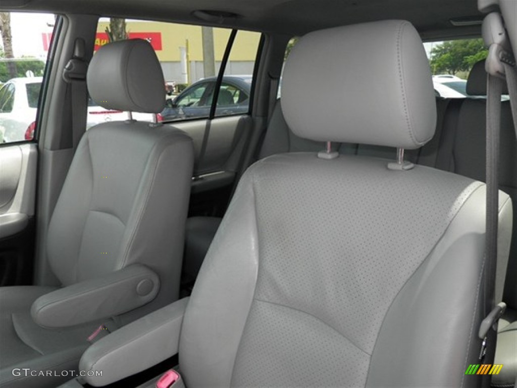 2004 Highlander Limited V6 - Super White / Ash photo #34