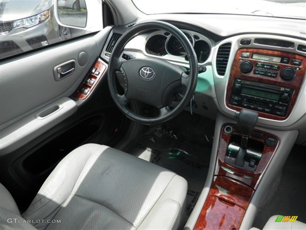 2004 Highlander Limited V6 - Super White / Ash photo #36