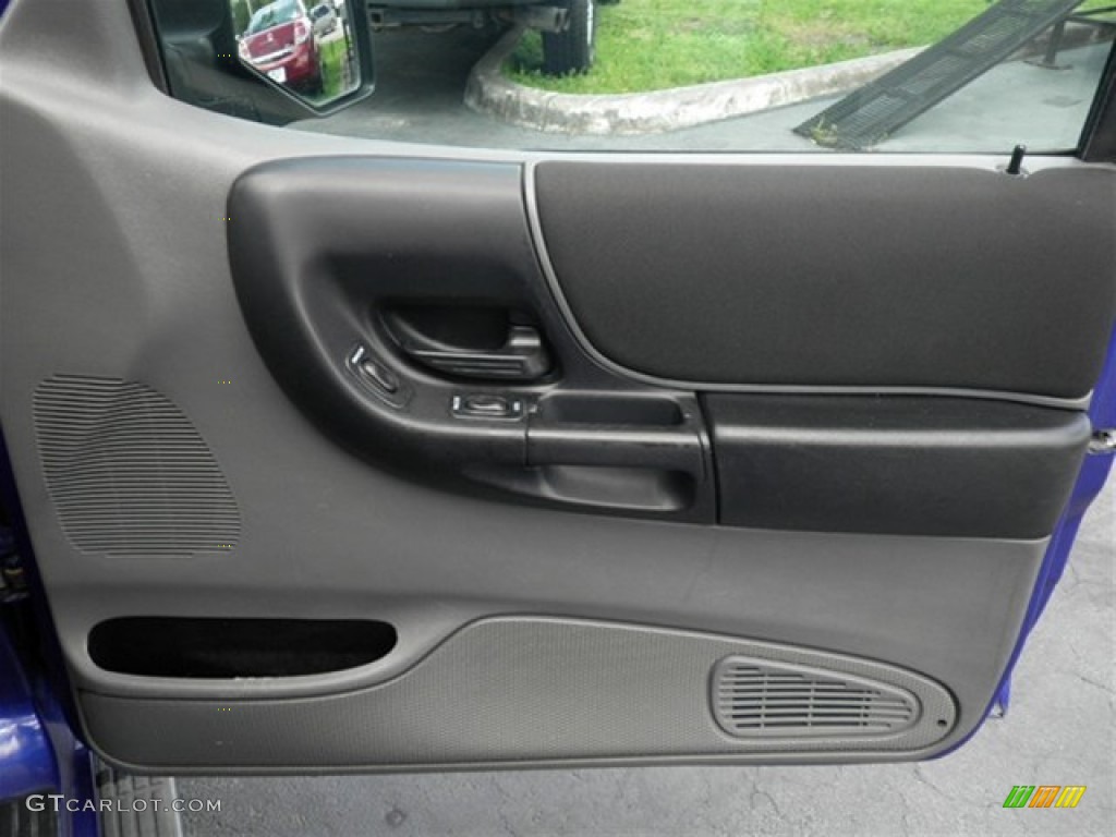 2006 Ford Ranger STX SuperCab Ebony Black/Blue Door Panel Photo #70169645
