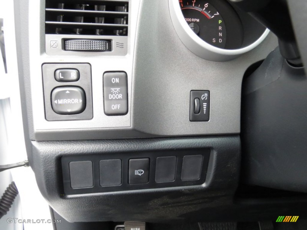 2012 Toyota Sequoia SR5 Controls Photo #70169888