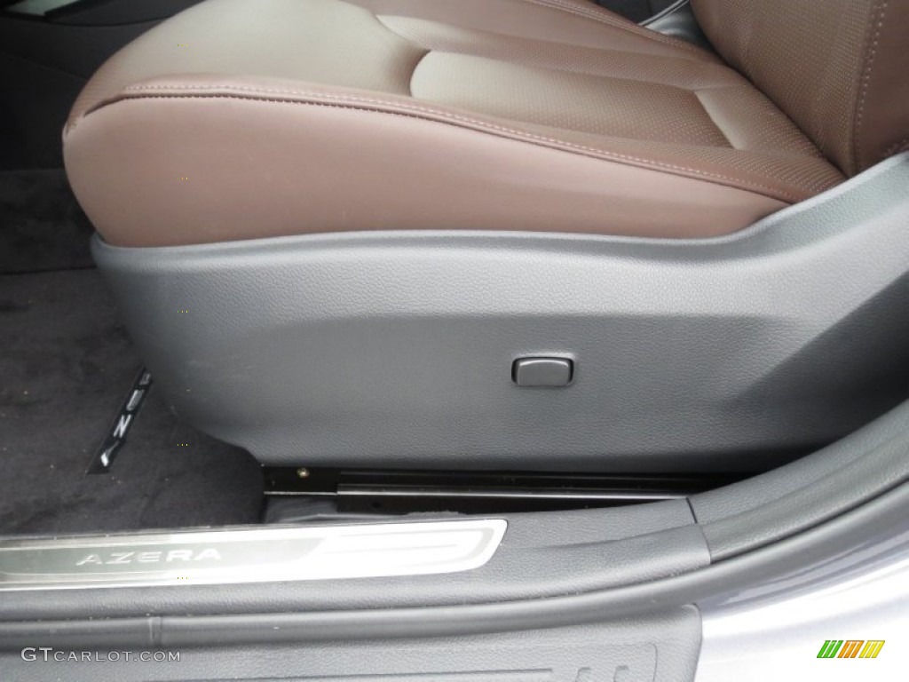 Chestnut Brown Interior 2012 Hyundai Azera Standard Azera Model Photo #70170440