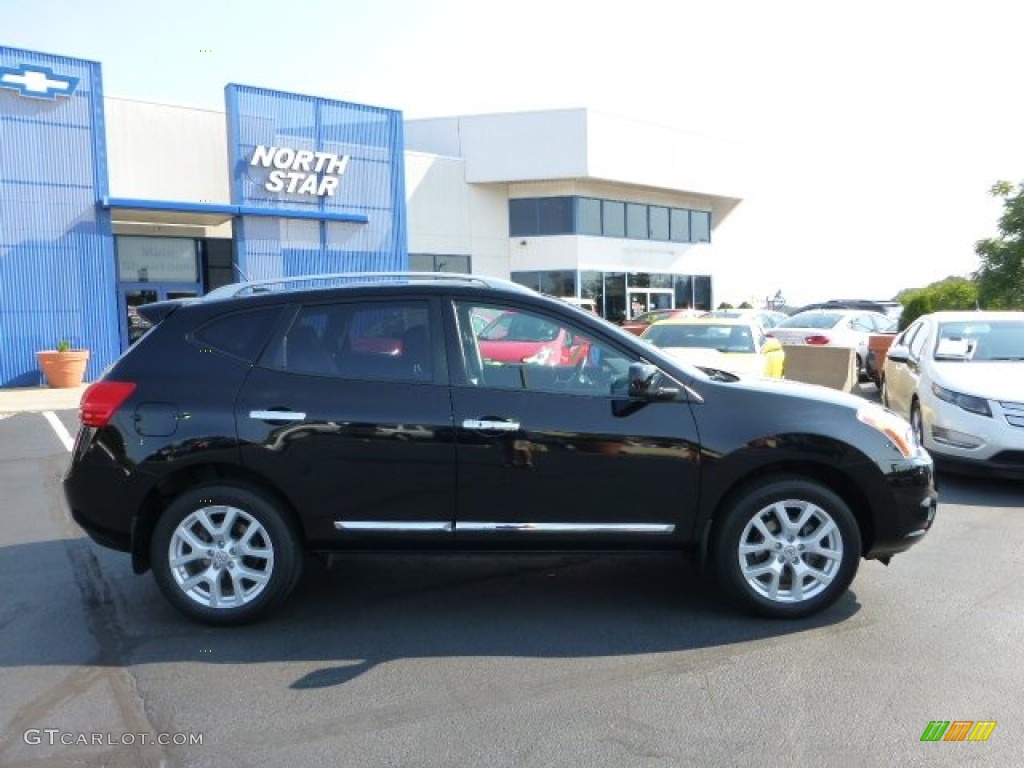 2011 Rogue SL AWD - Wicked Black / Black photo #2