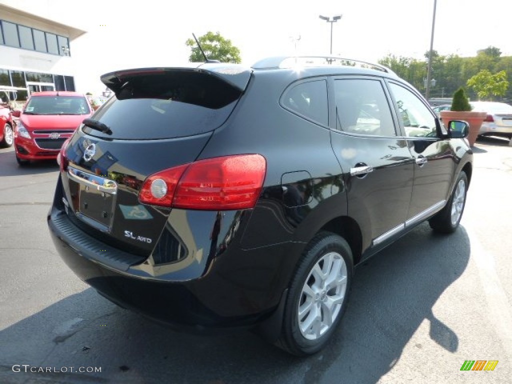 2011 Rogue SL AWD - Wicked Black / Black photo #3