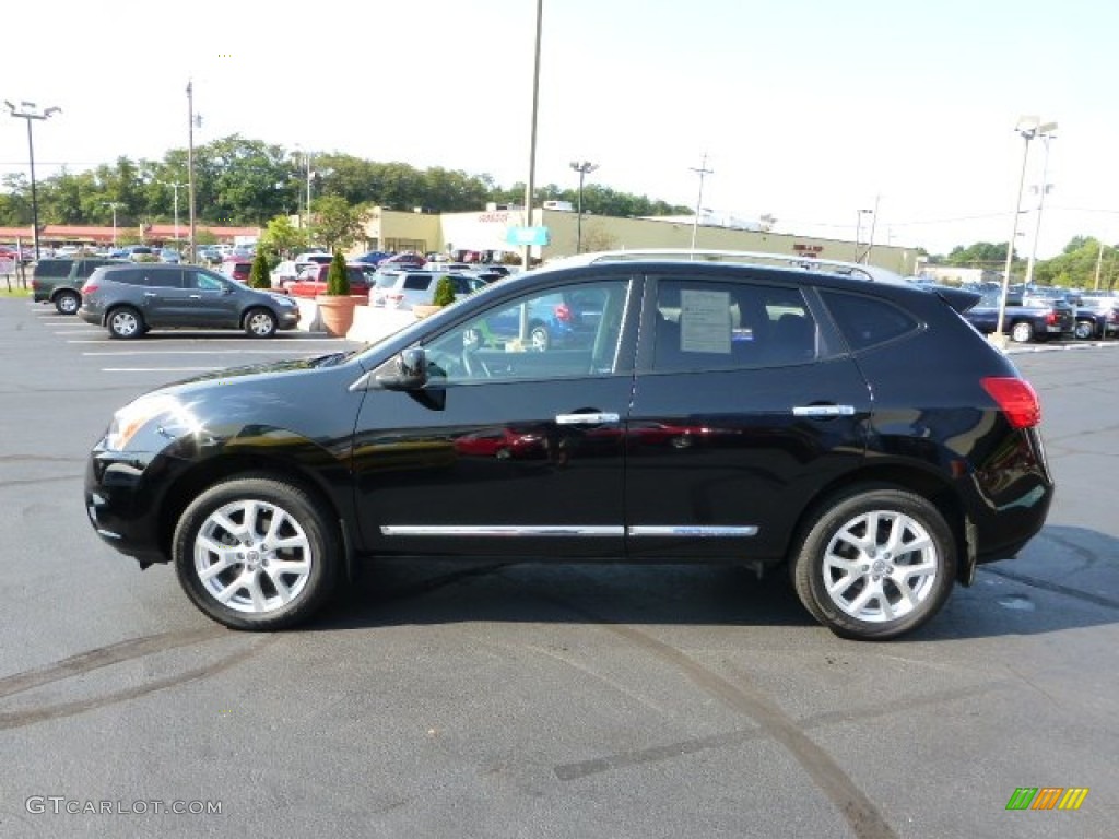 2011 Rogue SL AWD - Wicked Black / Black photo #6