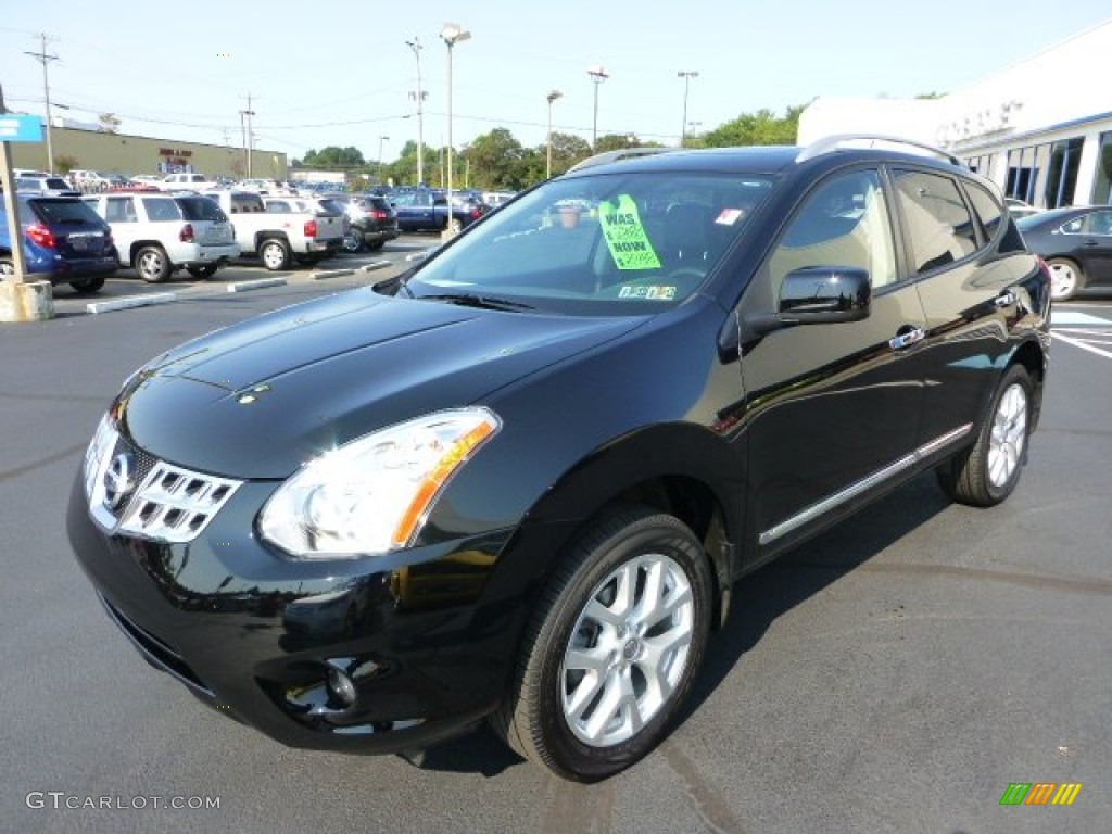 2011 Rogue SL AWD - Wicked Black / Black photo #7