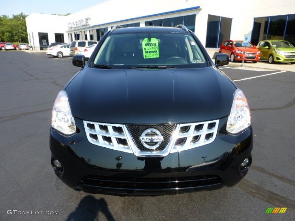 2011 Rogue SL AWD - Wicked Black / Black photo #8
