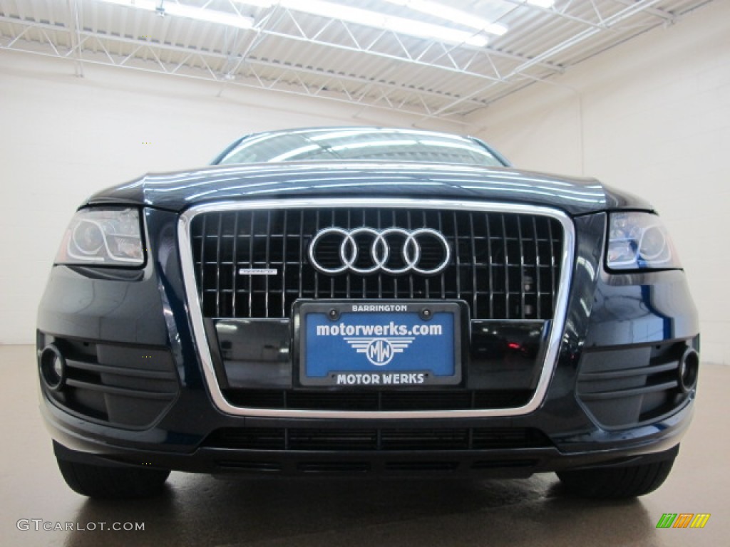 2009 Q5 3.2 Premium quattro - Deep Sea Blue Pearl Effect / Black photo #3