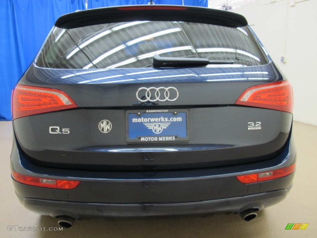 2009 Q5 3.2 Premium quattro - Deep Sea Blue Pearl Effect / Black photo #7