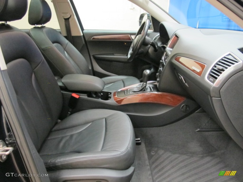 2009 Q5 3.2 Premium quattro - Deep Sea Blue Pearl Effect / Black photo #23