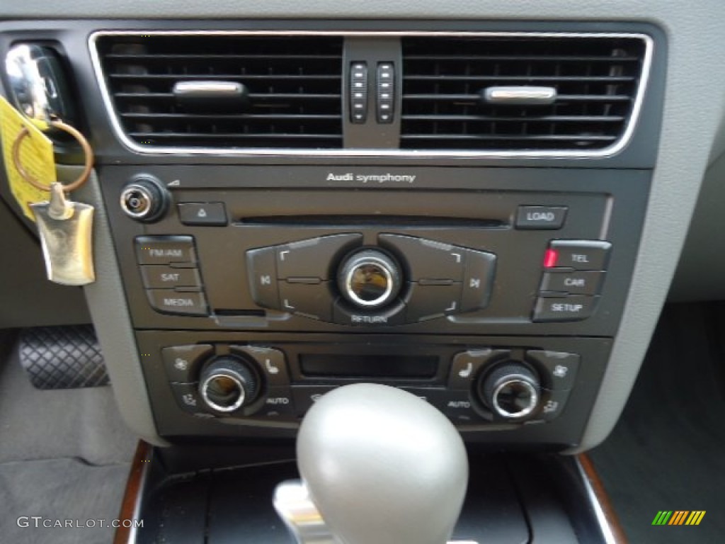 2009 Q5 3.2 Premium quattro - Quartz Gray Metallic / Light Gray photo #19