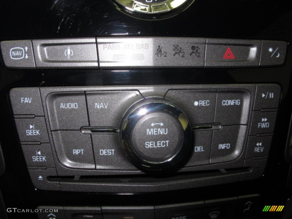 2011 Cadillac CTS -V Coupe Controls Photo #70180536