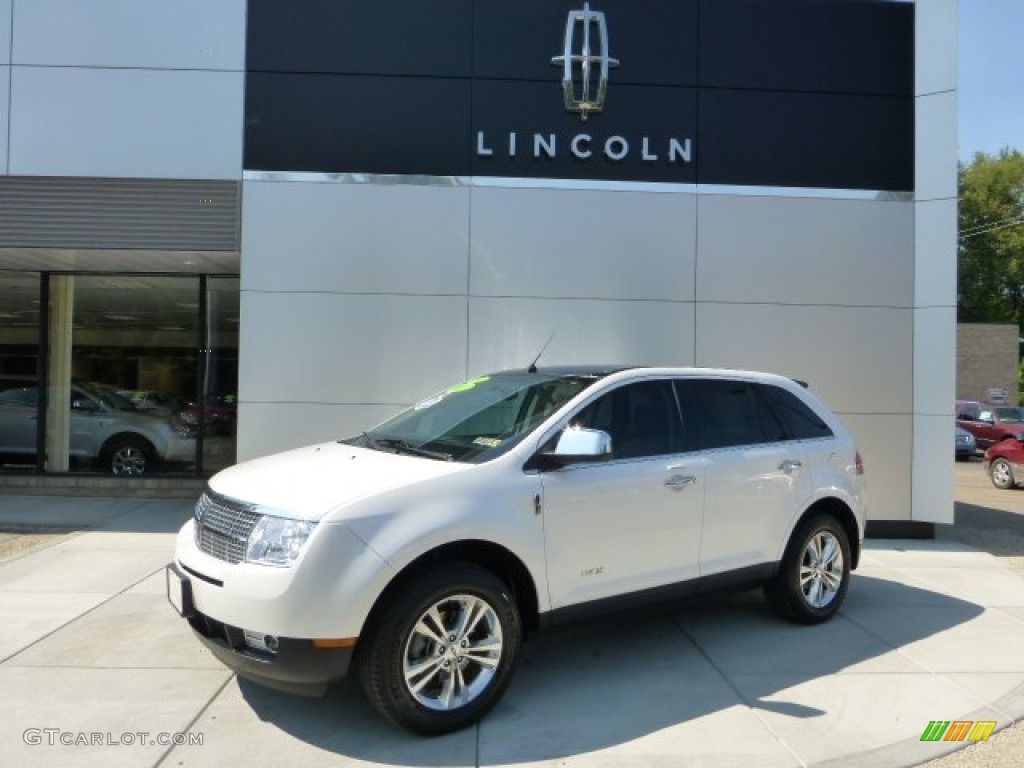White Platinum Tri-Coat Lincoln MKX