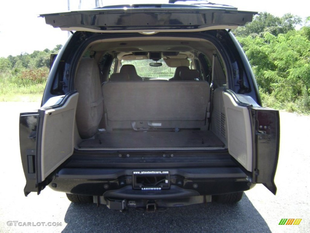 2004 Ford Excursion Limited 4x4 Trunk Photo #70183739