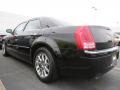 Brilliant Black Crystal Pearl - 300 C HEMI Photo No. 2