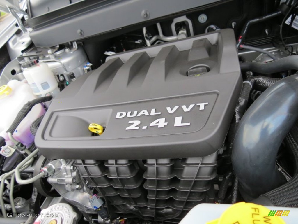2013 Dodge Journey SXT 2.4 Liter DOHC 16-Valve Dual VVT 4 Cylinder Engine Photo #70186109