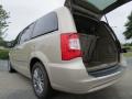Cashmere Pearl - Town & Country Touring - L Photo No. 9