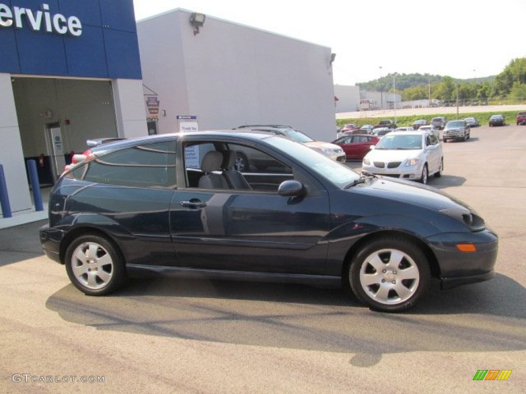 2001 Focus ZX3 Coupe - Twilight Blue Metallic / Medium Graphite Grey photo #8