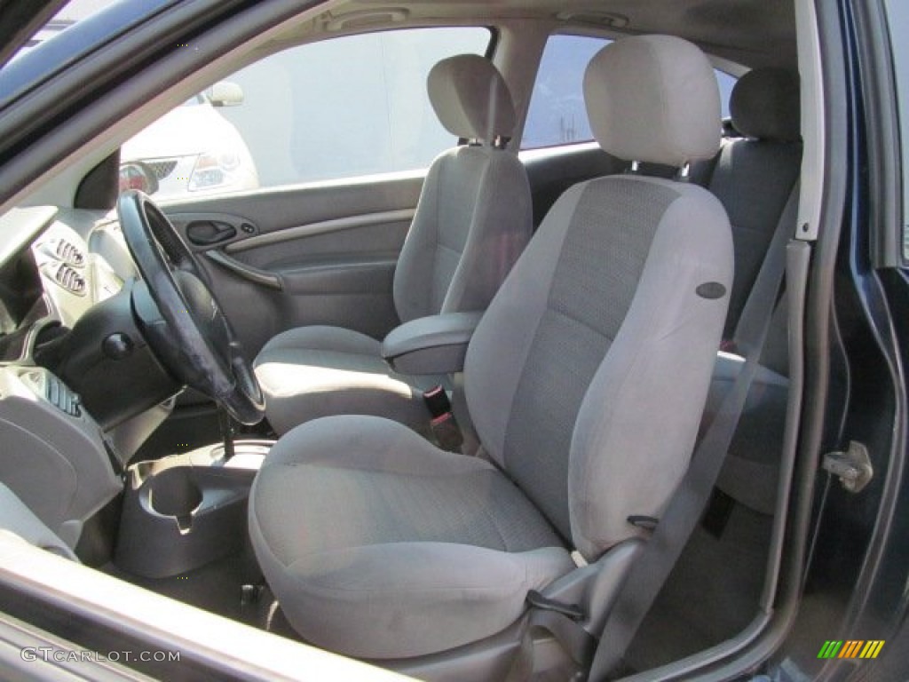 2001 Ford Focus ZX3 Coupe Front Seat Photo #70189769