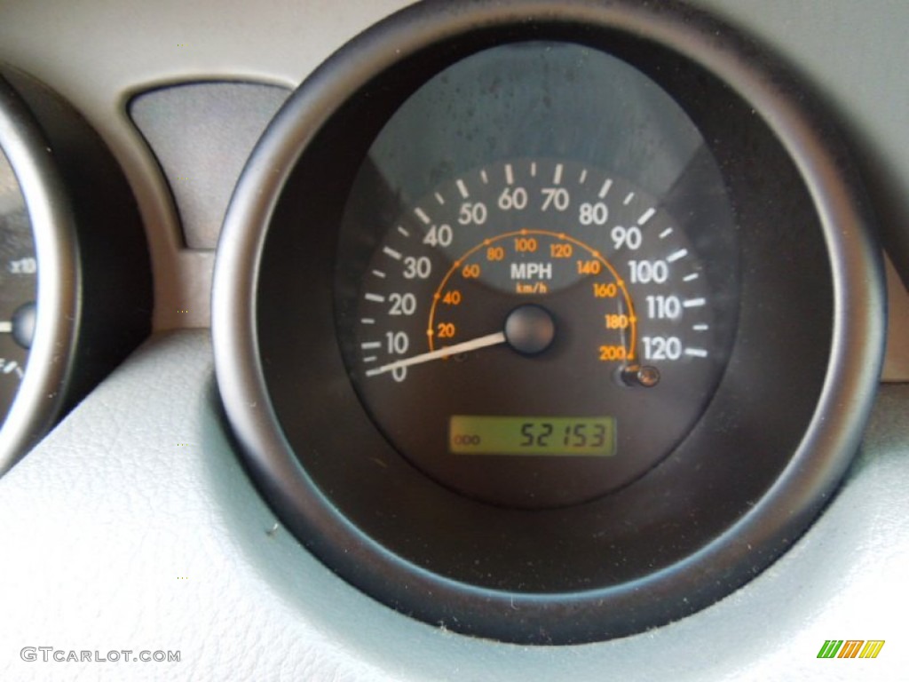 2004 Aveo LS Sedan - Victory Red / Gray photo #14