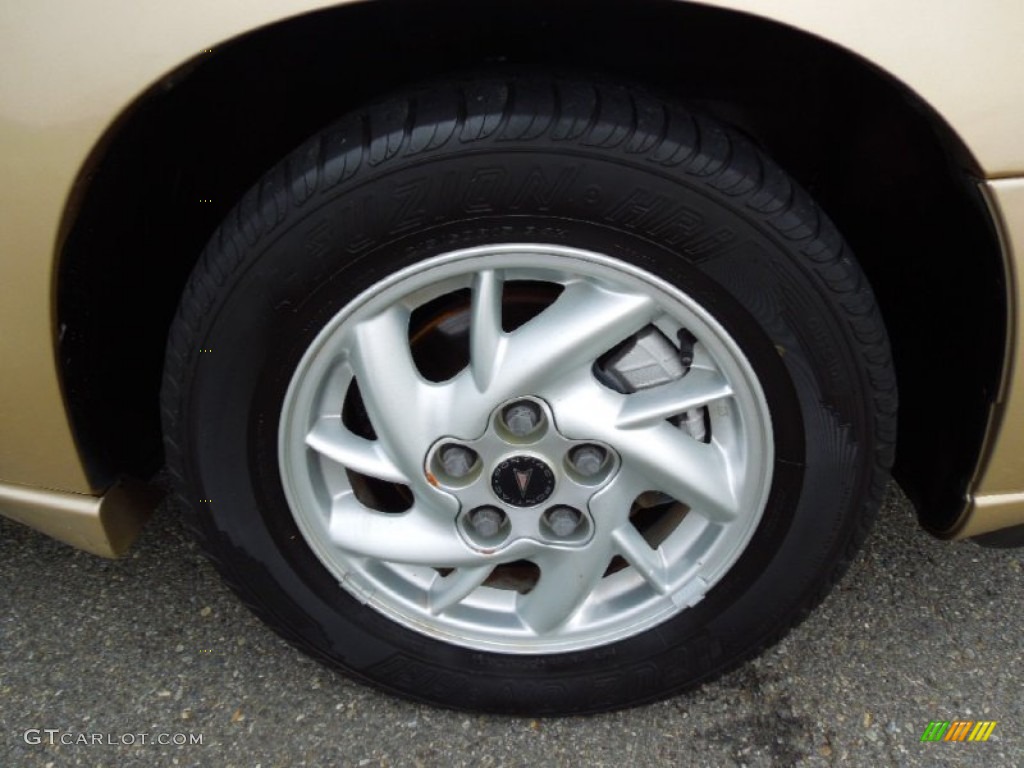2003 Pontiac Grand Am SE Sedan Wheel Photos