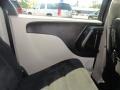 Dark Charcoal Pearl - Grand Caravan Mainstreet Photo No. 11