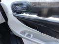Dark Charcoal Pearl - Grand Caravan Mainstreet Photo No. 12