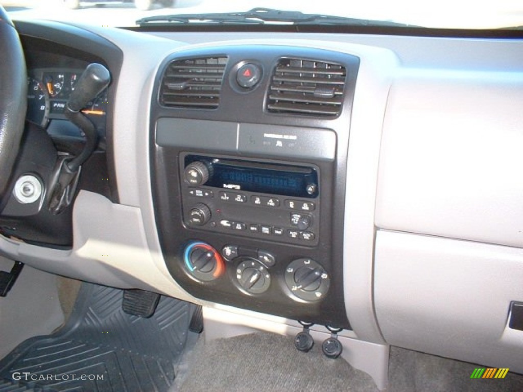 2006 Isuzu i-Series Truck i-280 LS Extended Cab Controls Photo #70196335
