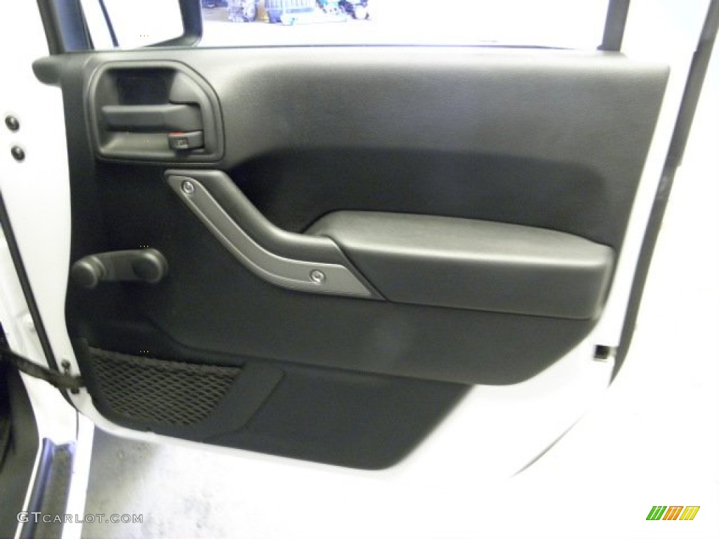 2011 Wrangler Sport S 4x4 - Bright White / Black photo #6