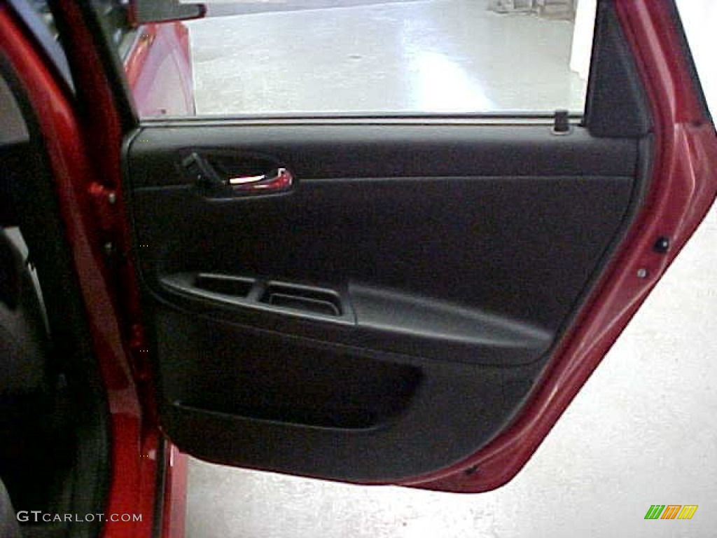 2011 Impala LT - Victory Red / Ebony photo #9