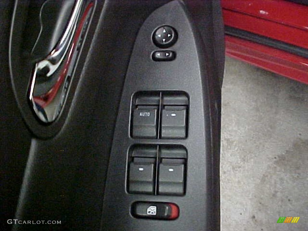 2011 Impala LT - Victory Red / Ebony photo #14