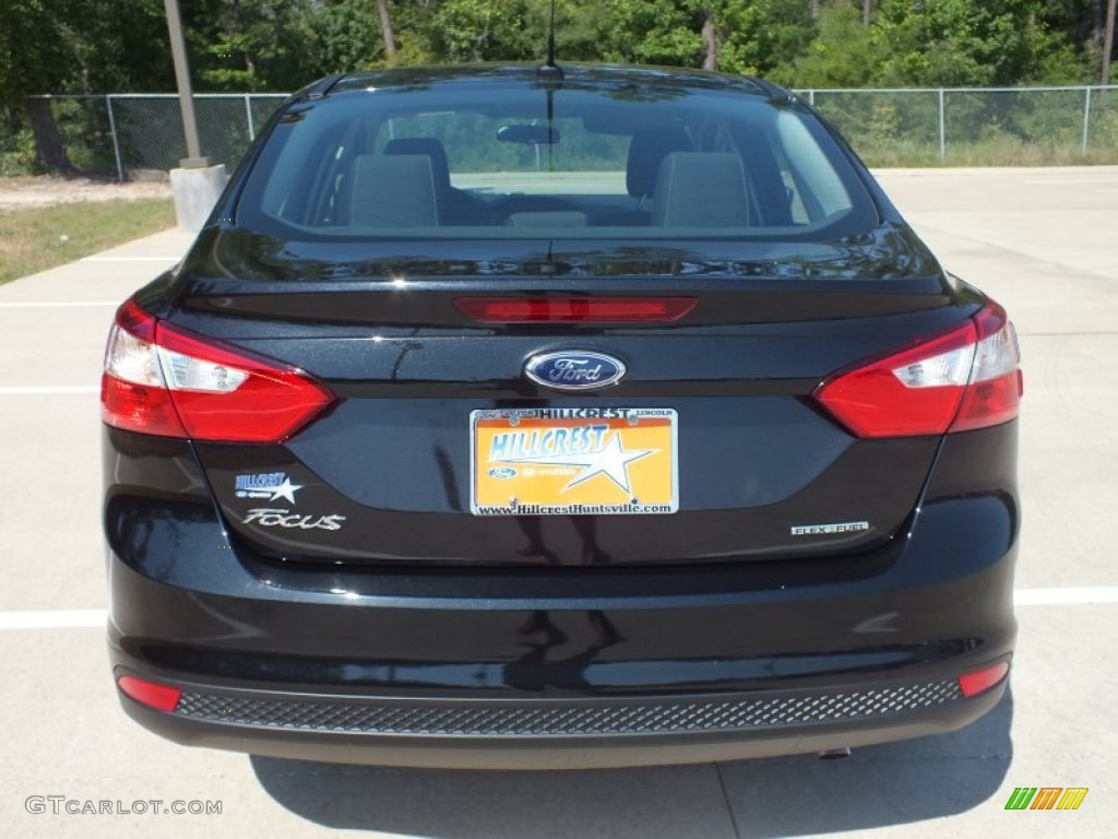 2012 Focus S Sedan - Tuxedo Black Metallic / Charcoal Black photo #6