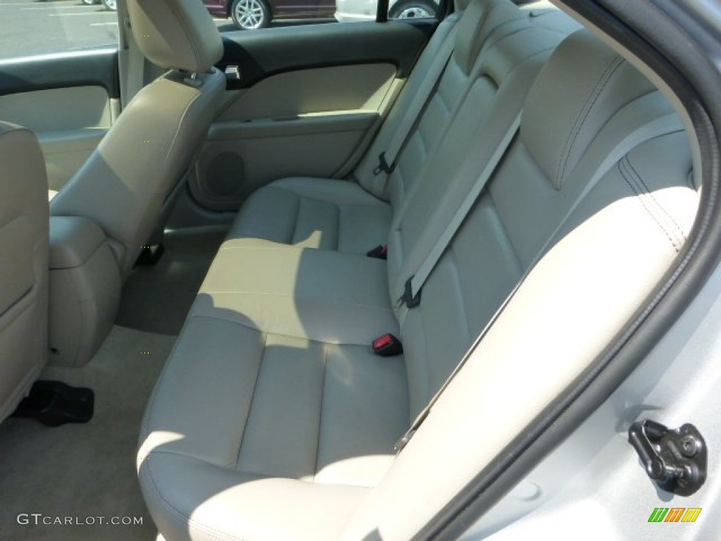 2009 Ford Fusion SEL Rear Seat Photo #70202542