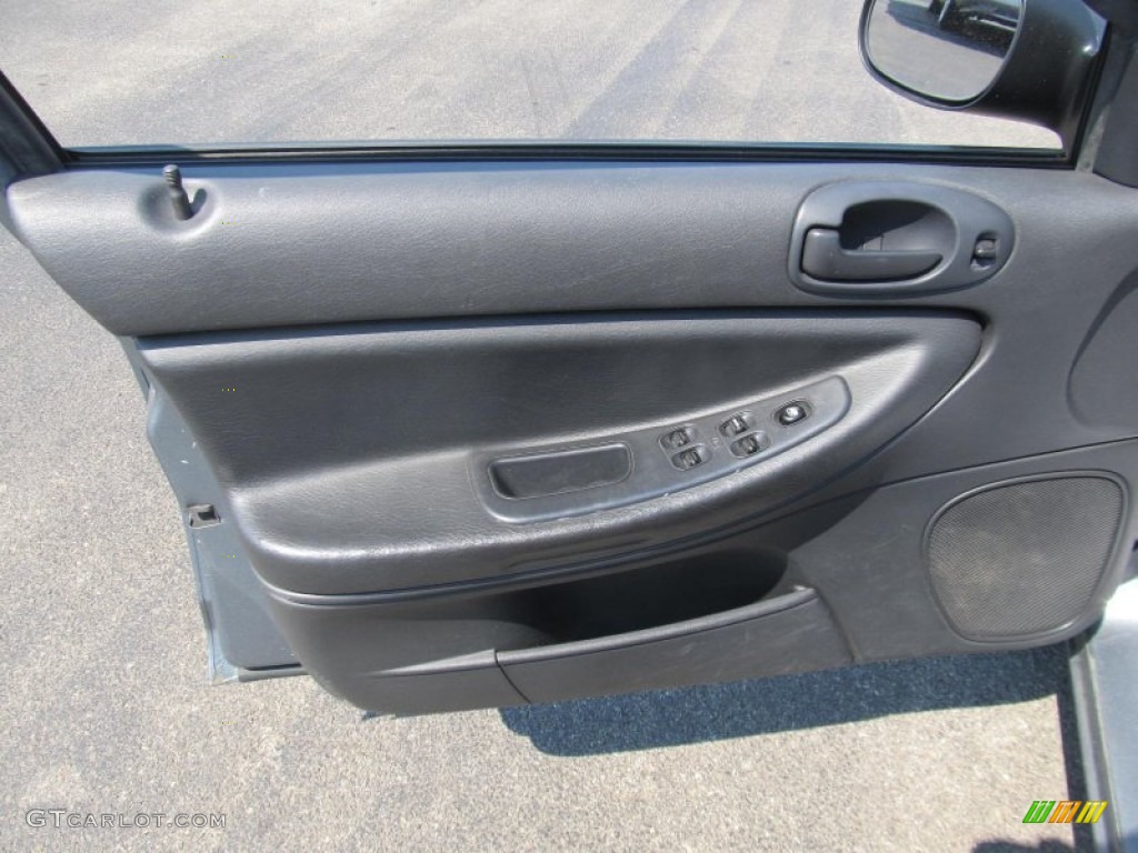 2006 Stratus SXT Sedan - Silver Steel Metallic / Dark Slate Grey photo #8