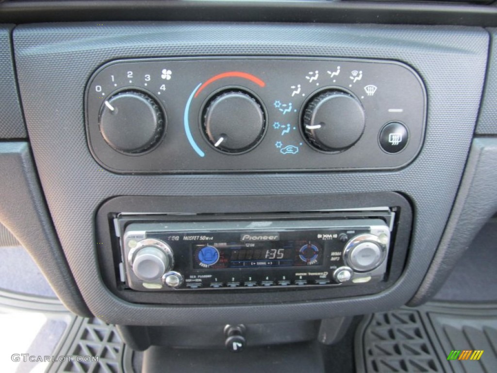 2006 Stratus SXT Sedan - Silver Steel Metallic / Dark Slate Grey photo #12