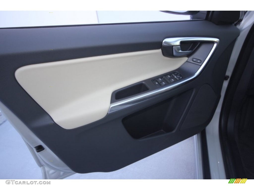 2013 Volvo XC60 T6 AWD R-Design R Design Soft Beige/Off Black Inlay Door Panel Photo #70204912