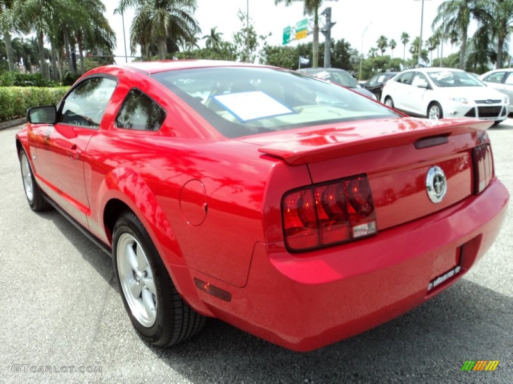 2007 Mustang V6 Premium Coupe - Torch Red / Medium Parchment photo #9