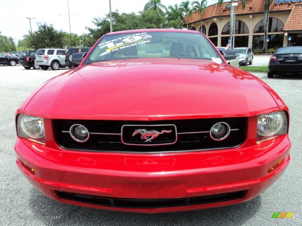 2007 Mustang V6 Premium Coupe - Torch Red / Medium Parchment photo #15
