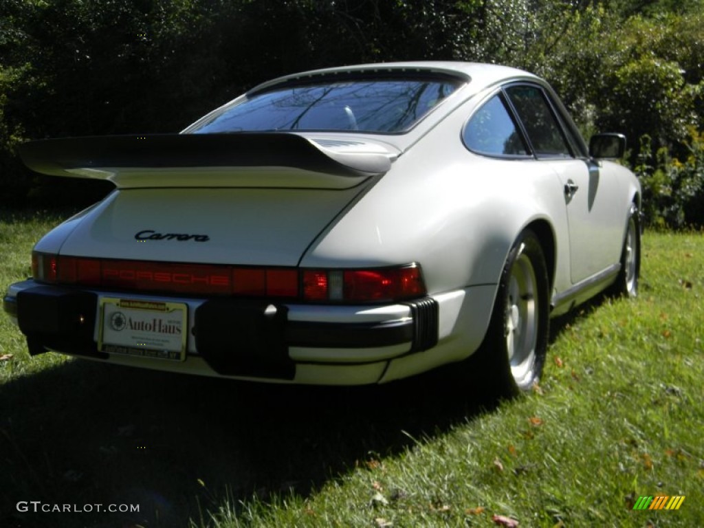 1988 911 Carrera Coupe - Grand Prix White / Black photo #8