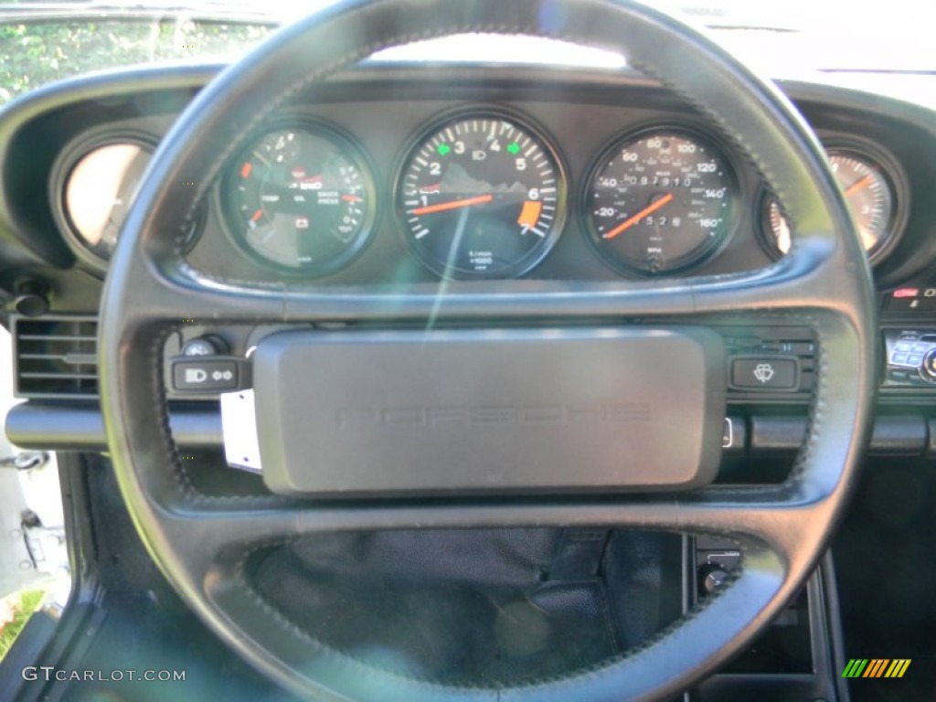 1988 911 Carrera Coupe - Grand Prix White / Black photo #21