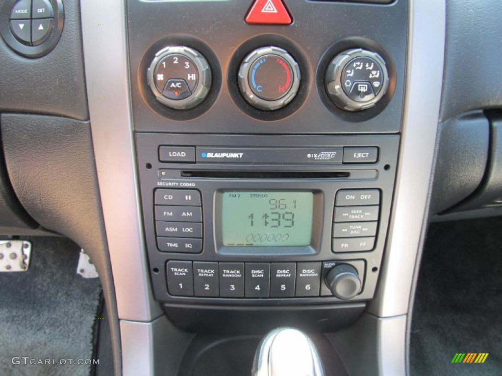 2005 Pontiac GTO Coupe Controls Photo #70210171