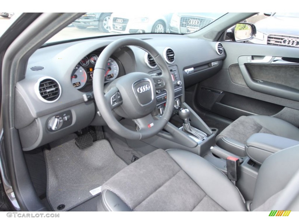 Black Interior 2013 Audi A3 2.0 TFSI quattro Photo #70210330