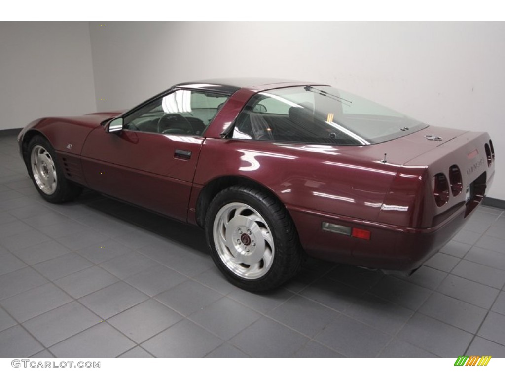 Ruby Red Metallic 1993 Chevrolet Corvette 40th Anniversary Coupe Exterior Photo #70211596