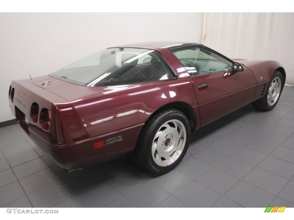Ruby Red Metallic 1993 Chevrolet Corvette 40th Anniversary Coupe Exterior Photo #70211636