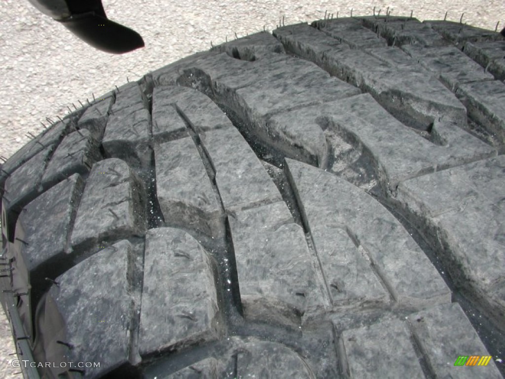 2004 Ram 1500 SLT Quad Cab 4x4 - Bright Silver Metallic / Dark Slate Gray photo #38