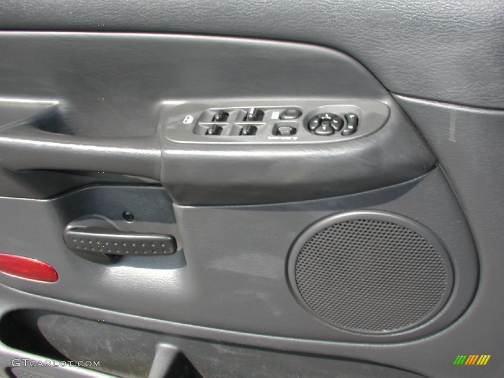 2004 Ram 1500 SLT Quad Cab 4x4 - Bright Silver Metallic / Dark Slate Gray photo #46