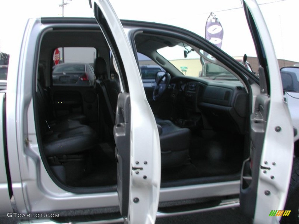 2004 Ram 1500 SLT Quad Cab 4x4 - Bright Silver Metallic / Dark Slate Gray photo #54