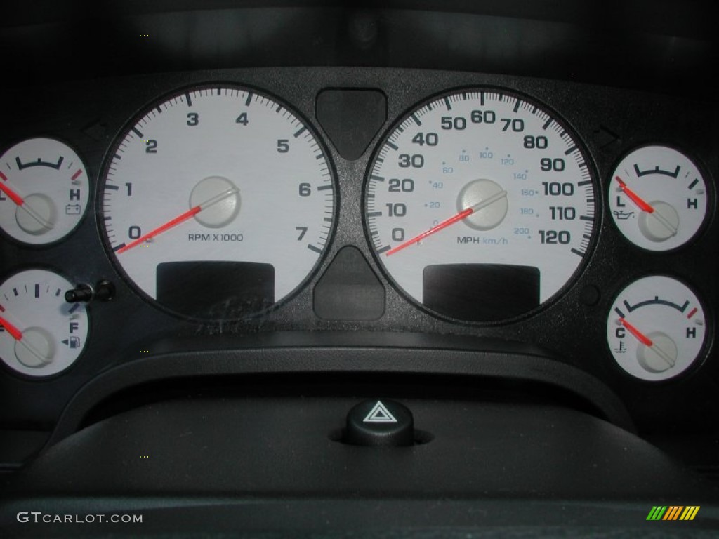 2004 Ram 1500 SLT Quad Cab 4x4 - Bright Silver Metallic / Dark Slate Gray photo #68