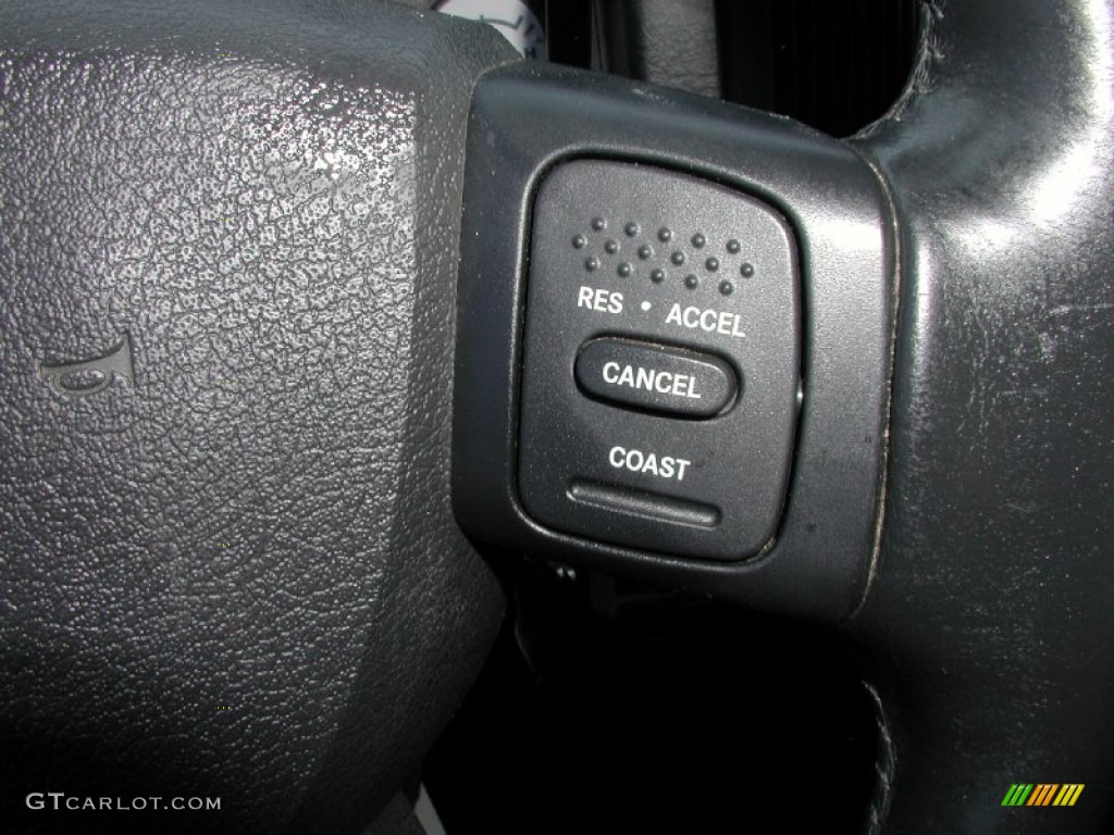 2004 Ram 1500 SLT Quad Cab 4x4 - Bright Silver Metallic / Dark Slate Gray photo #70