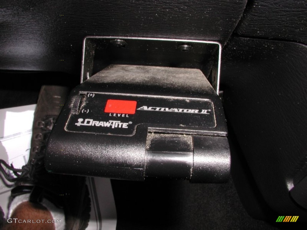 2004 Ram 1500 SLT Quad Cab 4x4 - Bright Silver Metallic / Dark Slate Gray photo #71