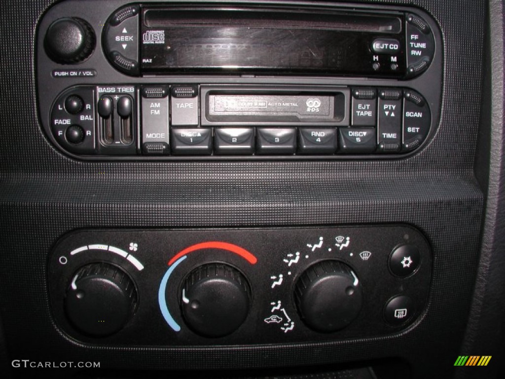 2004 Ram 1500 SLT Quad Cab 4x4 - Bright Silver Metallic / Dark Slate Gray photo #72